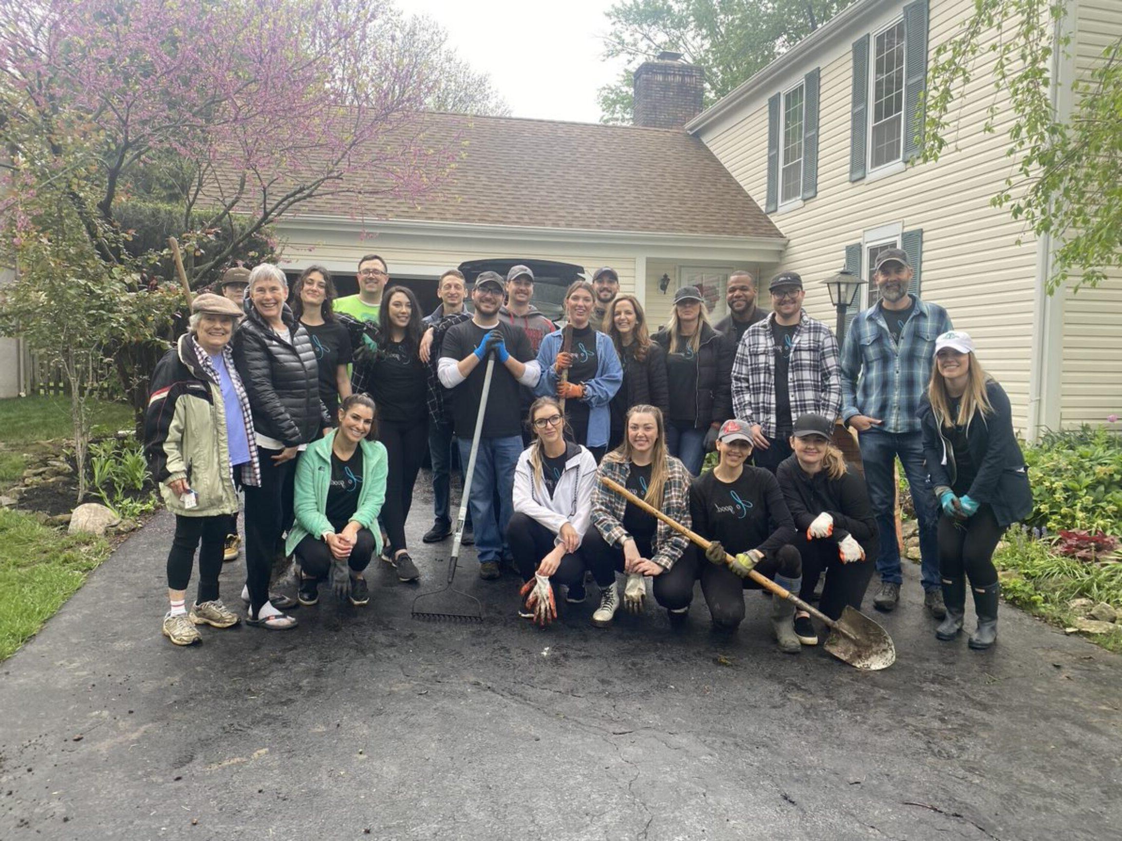 Scrub In And Serve Day Group Photo